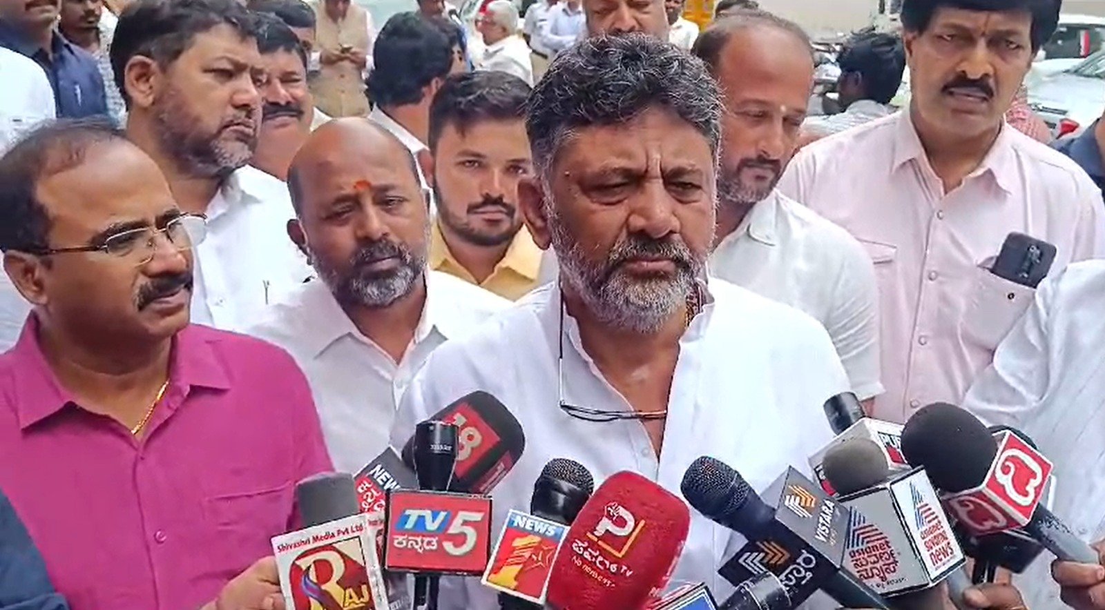 Cauvery water row: Karnataka govt calls for all-party meeting on Aug 23 to resolve dispute 1 Cauvery water row: Karnataka govt calls for all-party meeting on Aug 23 to resolve dispute