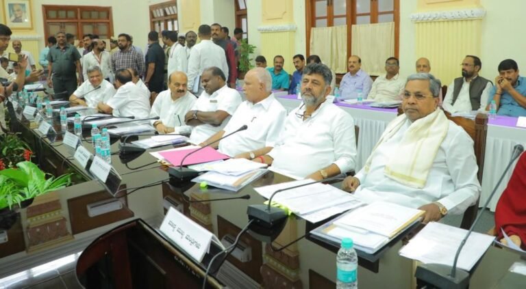 All-party delegation will meet PM, Union ministers to seek nod for state projects, says CM 5 All-party delegation will meet PM, Union ministers to seek nod for state projects, says CM