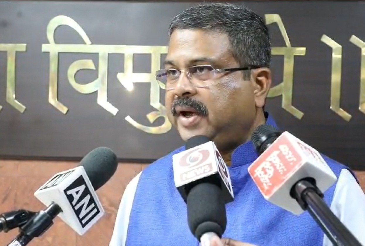 Pradhan raises serious concerns over Karnataka Govt’s decision to scrap NEP 1 Pradhan raises serious concerns over Karnataka Govt’s decision to scrap NEP