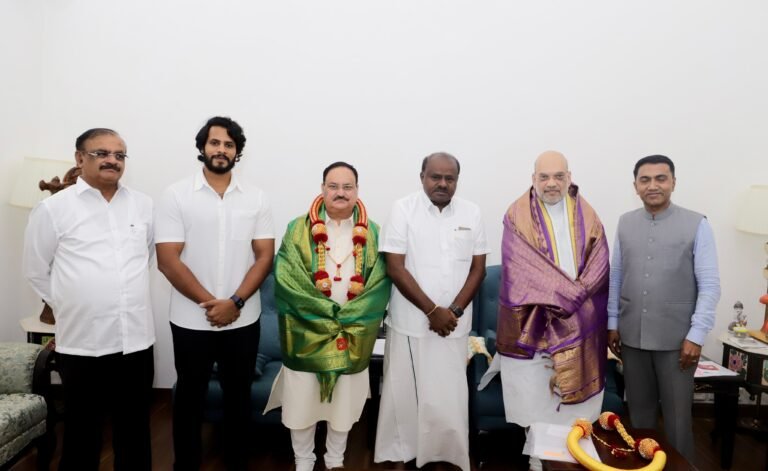 Kumaraswamy meets Shah, Nadda as JD(S) joins hands with BJP