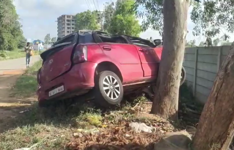 Bengaluru | Five law students hurt after car collided with Tree 4 Bengaluru | Five law students hurt after car collided with Tree