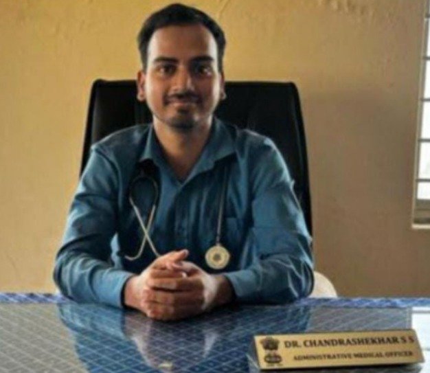 Hemavathi River: government doctor drowns in river before temple's puja. 1 Hemavathi River: government doctor drowns in river before temple's puja.