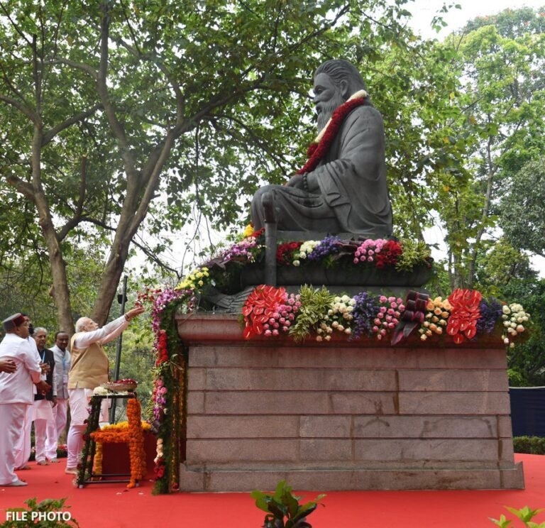 PM Modi extends greetings to people on Valmiki Jayanti