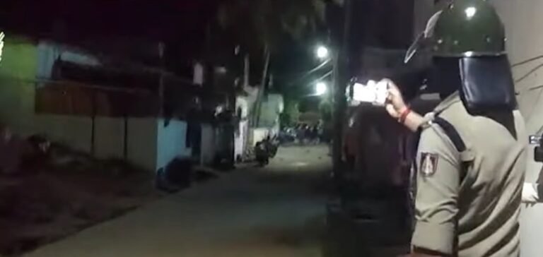 At least 5 injured in stone pelting on a procession in Shivamogga 10 At least 5 injured in stone pelting on a procession in Shivamogga