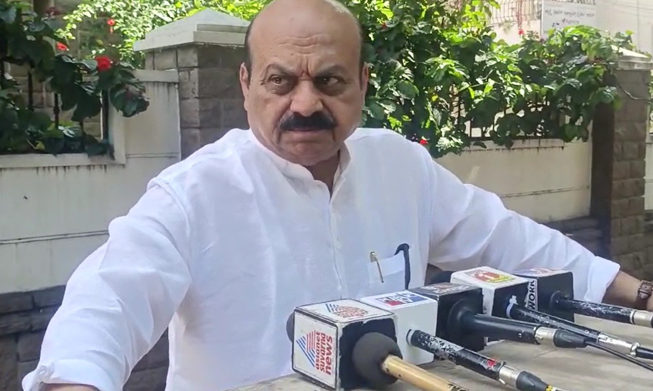 Congress govt in Karnataka failed in maintaining law and order, says BJP on stone-pelting in Shivamogga 1 Congress govt in Karnataka failed in maintaining law and order, says BJP on stone-pelting in Shivamogga