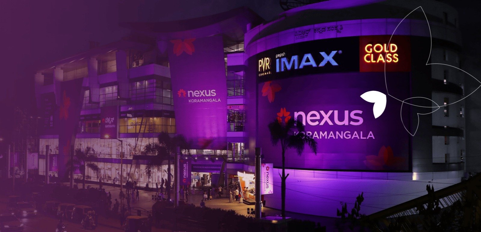 Drama Unfolds at Koramangala Mall, Woman walks inside mall at 2.30am, Later she threw slipper at Assistant Sub-Inspector, bites female Police Sub-Inspector