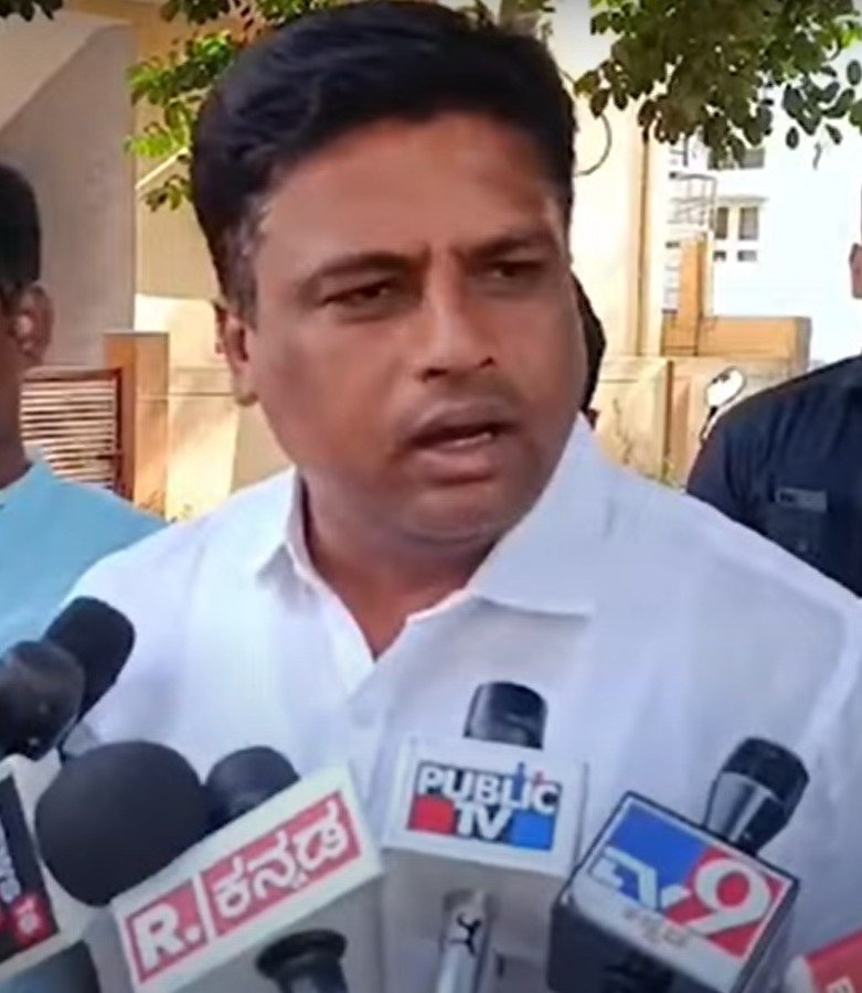 DK Shivakumar will become Chief Minister after two and a half years: Mandya MLA Ravikumar Ganiga 1 DK Shivakumar will become Chief Minister after two and a half years: Mandya MLA Ravikumar Ganiga