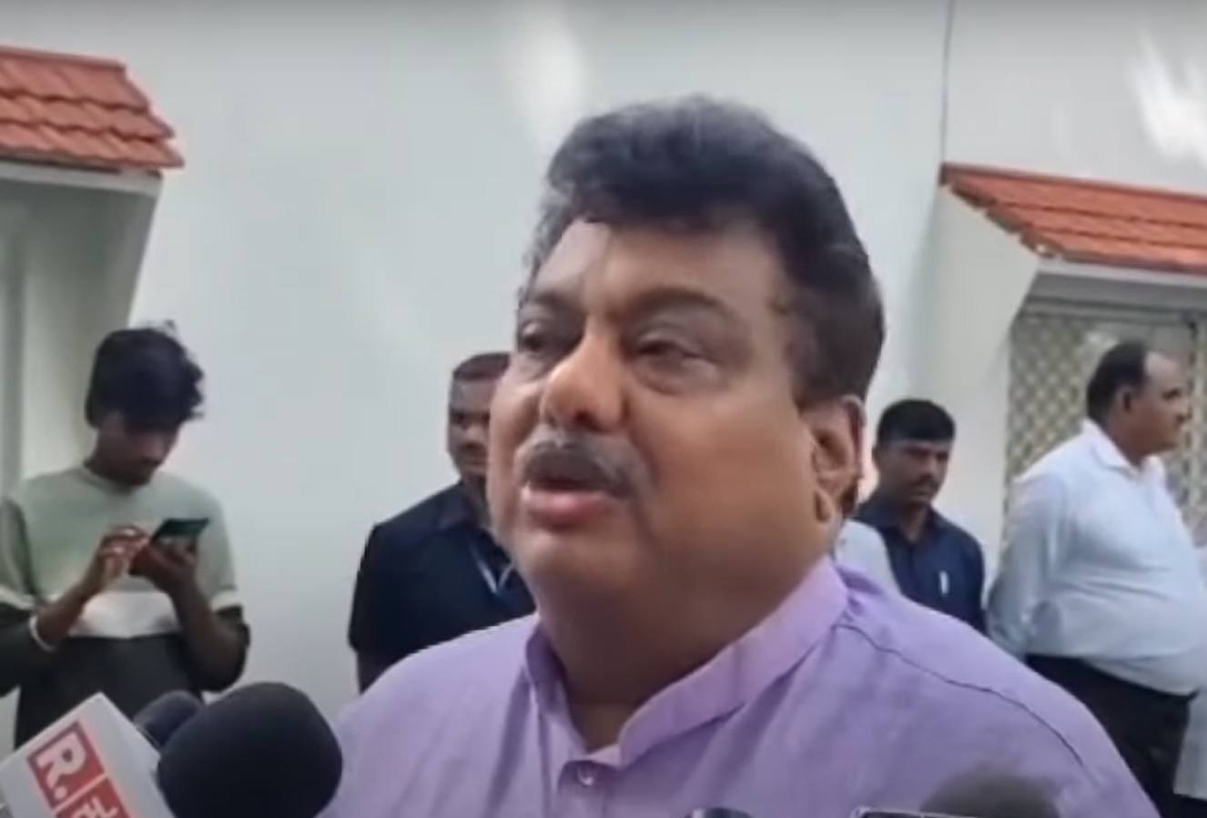 ’20-25 BJP, JD(S) MLAs to join Congress’ : Karnataka Congress Minister MB Patil