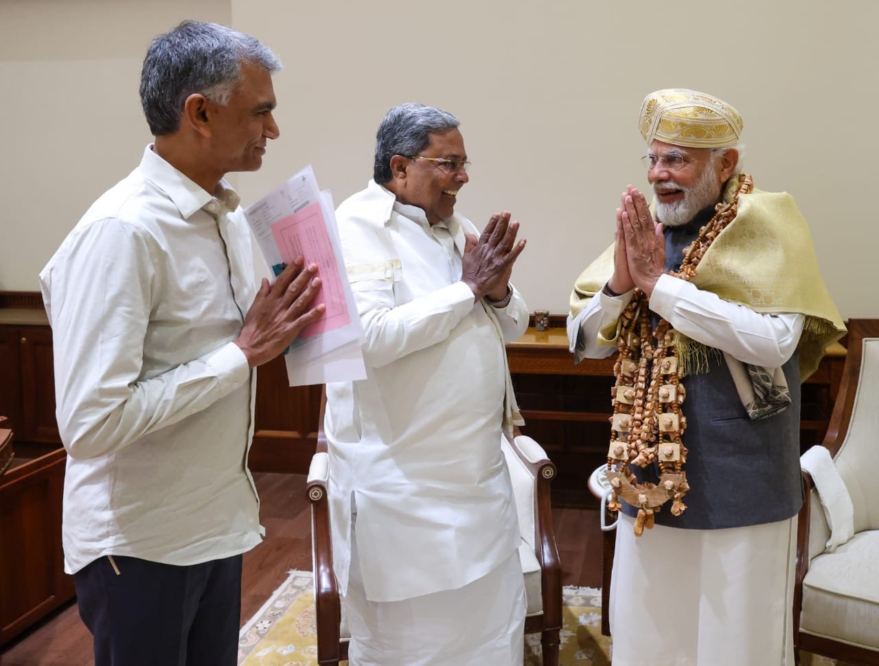 Karnataka CM meets PM, seeks Rs 18,000 crore drought relief from Centre