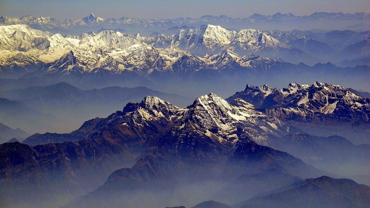 Scientists declare Hindu Kush Himalaya a biosphere on brink of 'collapse' 1 Scientists declare Hindu Kush Himalaya a biosphere on brink of 'collapse'