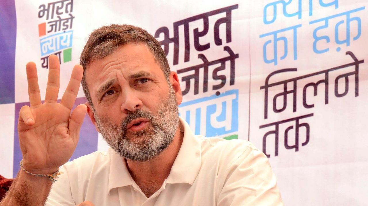 BJP-BJD 'partnership' in Odisha: Rahul Gandhi in Rourkela 1 BJP-BJD 'partnership' in Odisha: Rahul Gandhi in Rourkela