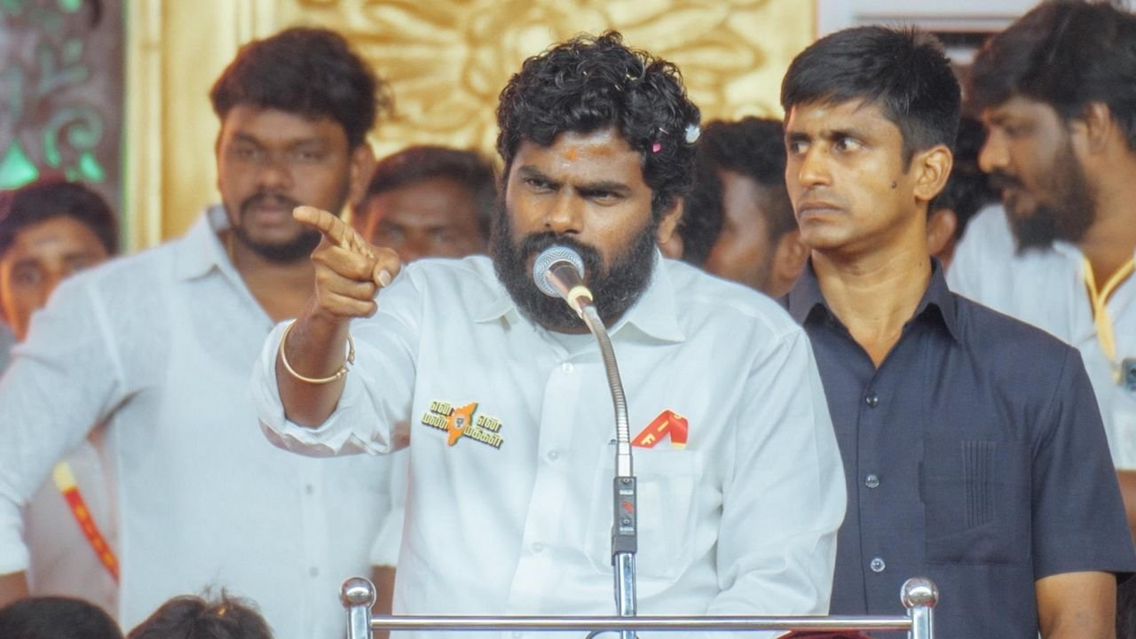 SC stays trial court's proceedings against K Annamalai in hate-speech case 1 SC stays trial court's proceedings against K Annamalai in hate-speech case