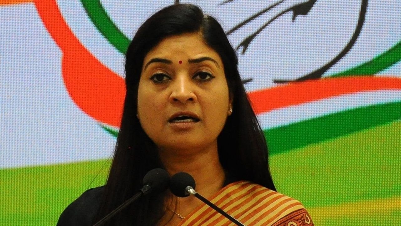 Congress wants me to fight LS polls from Delhi: Alka Lamba 1 Congress wants me to fight LS polls from Delhi: Alka Lamba