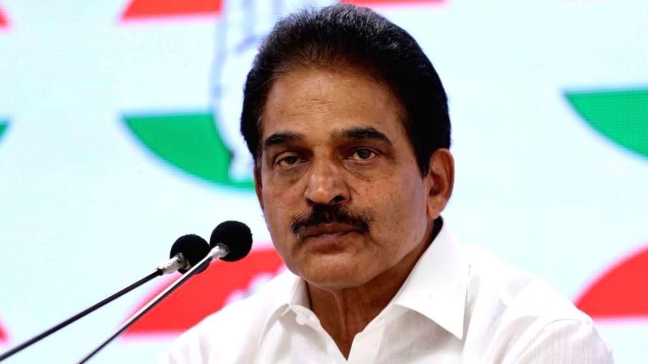 Modi govt trying to make Congress party bankrupt: K C Venugopal 1 Modi govt trying to make Congress party bankrupt: K C Venugopal