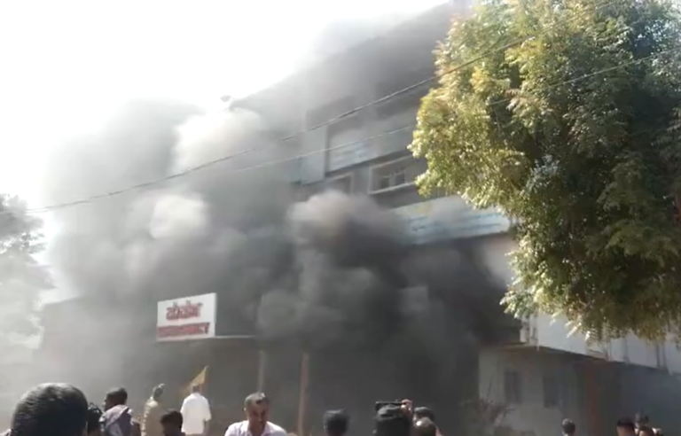Bengaluru | Fire at Private Hospital Forces Evacuation of 16 Patients