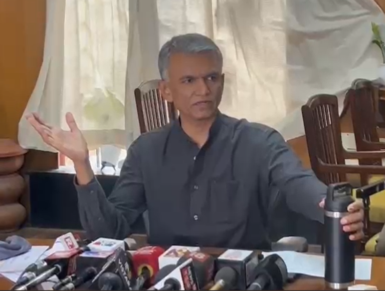 Revenue Minister Krishna Byre Gowda