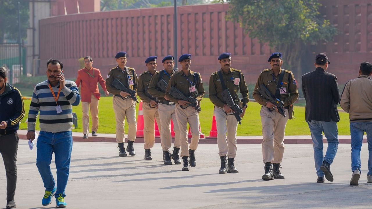 3,300 CISF contingent to take full charge of Parliament security from May 20; CRPF exits