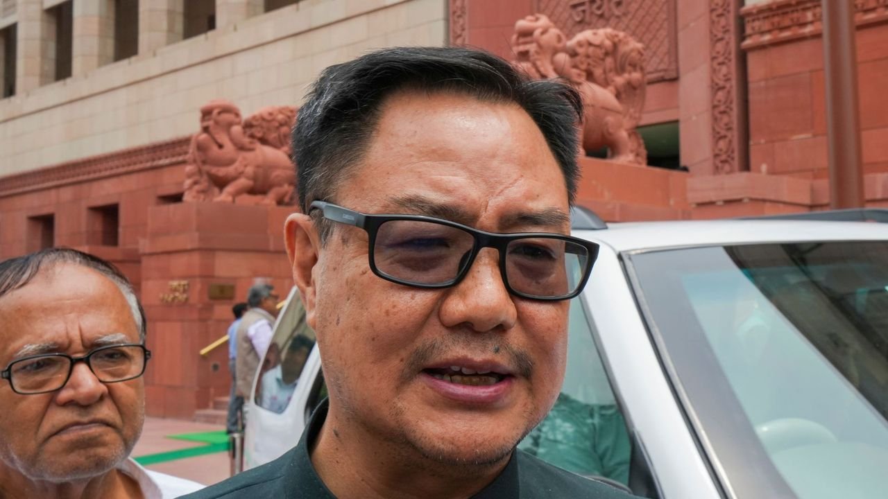 What's wrong in asking Rahul Gandhi's caste: Kiren Rijiju