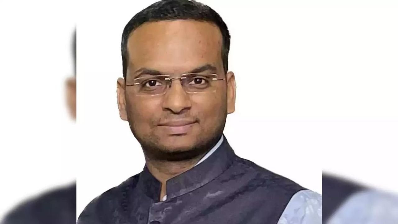 Delhivery appoints Prashant Gazipur as Senior VP 1 Delhivery appoints Prashant Gazipur as Senior VP