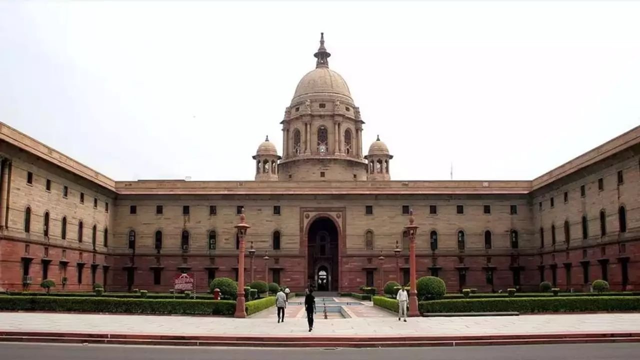 35 private sector specialists appointed in central govt depts since 2018: Centre