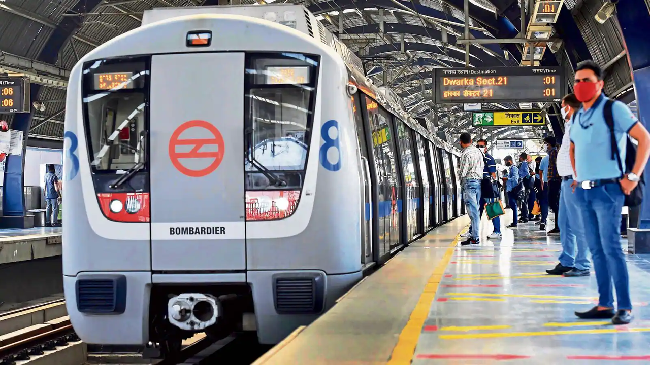 Delhi Metro services to start early on Independence Day