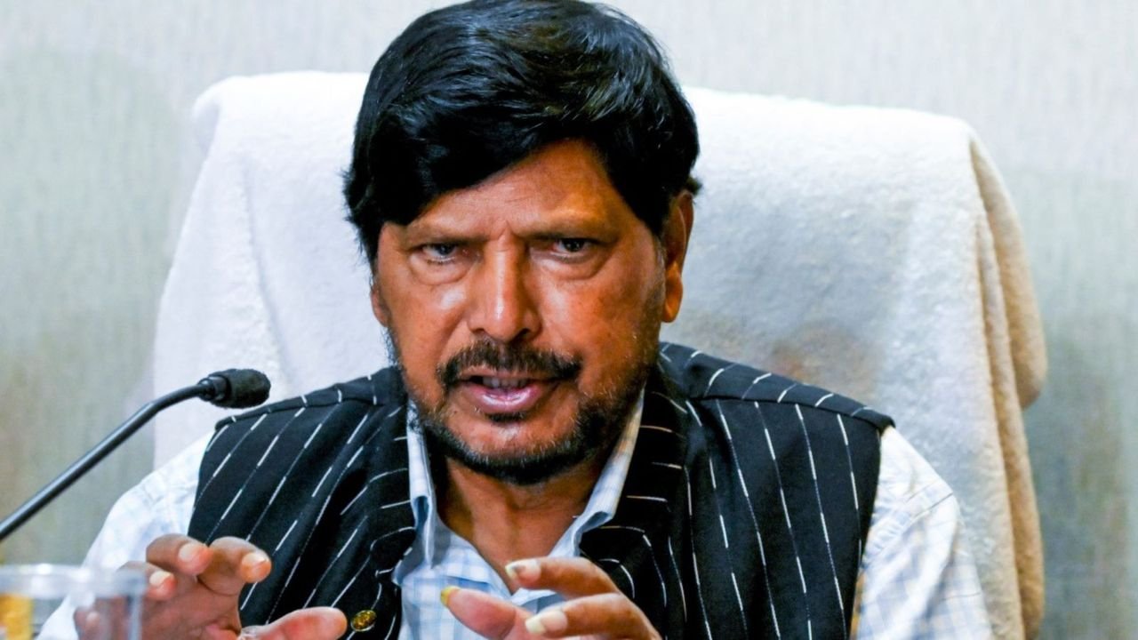 Hike in remuneration of Madarsa teachers proves Mahayuti govt is not anti-Muslim: Athawale