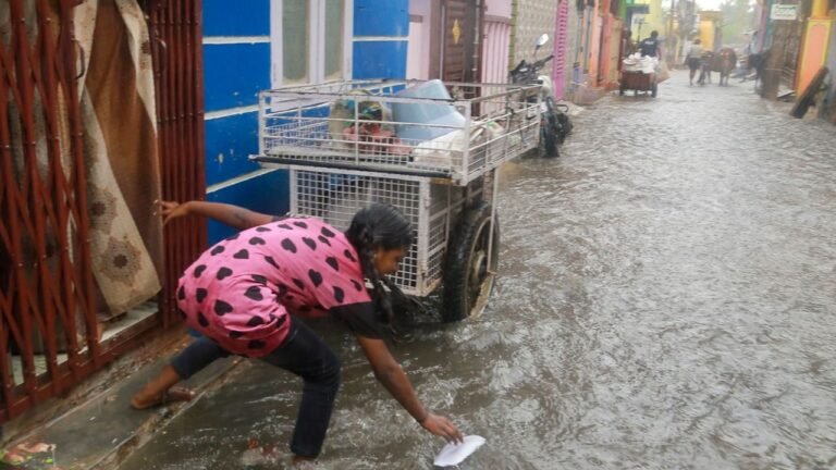 Several areas in Odisha receive rainfall, Dana weakens into low pressure area