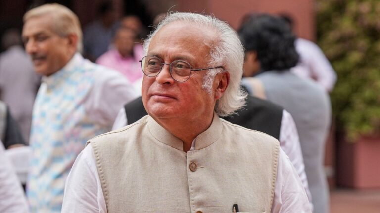 India in its most precarious, difficult economic situation in many years: Cong slams govt