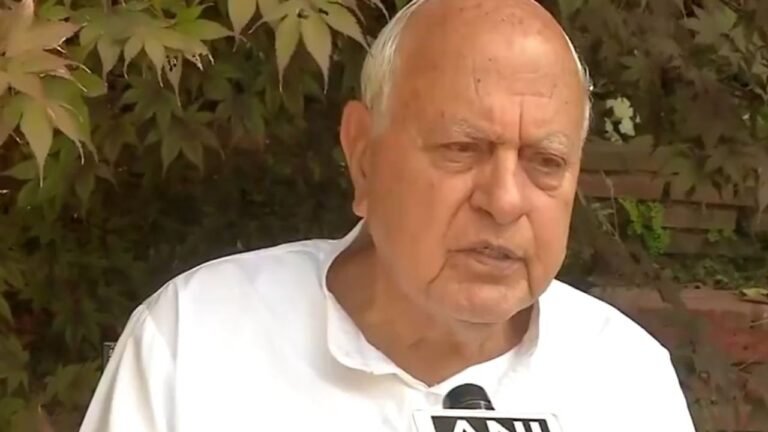 BJP using Article 370 to weaken Congress, win Maharashtra, Jharkhand polls: Farooq Abdullah 6 BJP using Article 370 to weaken Congress, win Maharashtra, Jharkhand polls: Farooq Abdullah