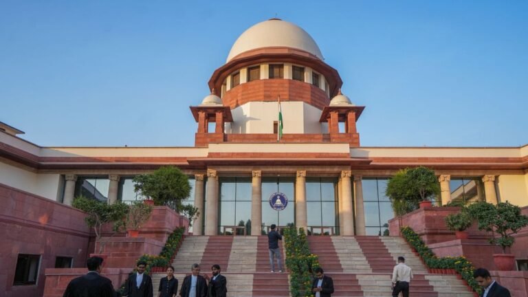 States not empowered to take over all private properties for distribution to serve common good: SC