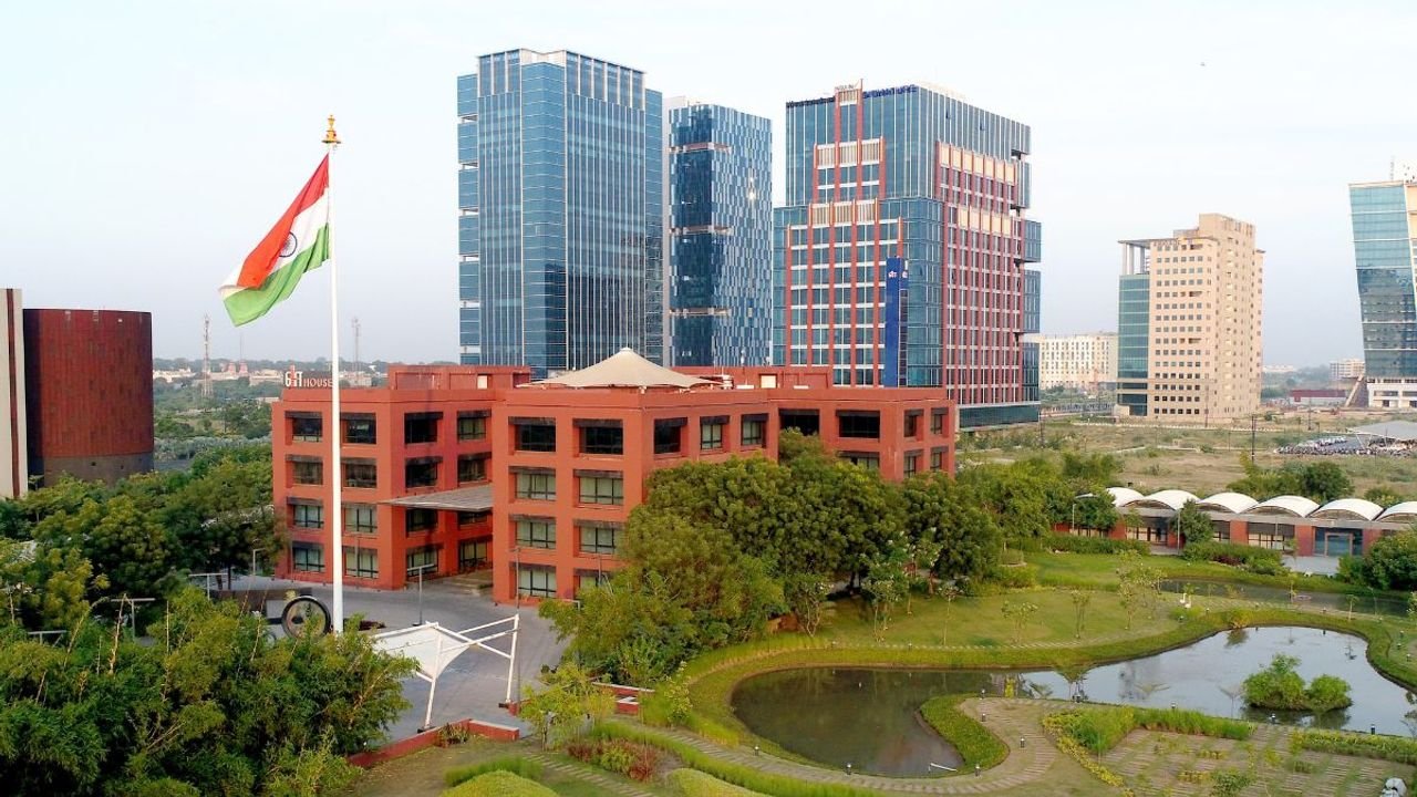 GIFT City launches international fintech institute and incubator to attract talent 1 GIFT City launches international fintech institute and incubator to attract talent