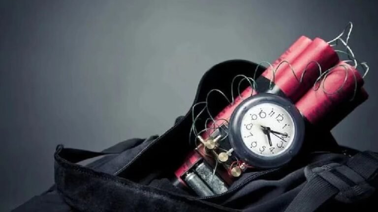 Delhi: Private school in Rohini receives bomb threat email day after low-intensity blast 8 Delhi: Private school in Rohini receives bomb threat email day after low-intensity blast