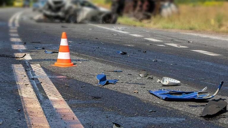 Three injured in Shrigonda as speeding SUV hits pedestrians 1 Three injured in Shrigonda as speeding SUV hits pedestrians