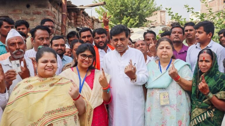 53.78% voting till 5 pm in Nanded Lok Sabha bypoll 1 53.78% voting till 5 pm in Nanded Lok Sabha bypoll