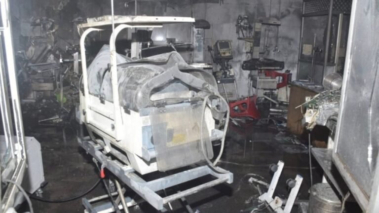 Jhansi Medical College fire: UP govt announces financial assistance of Rs 5 lakh for parents of deceased