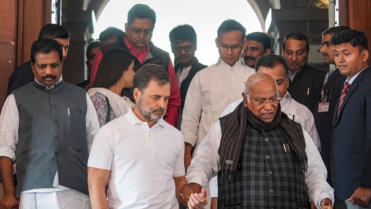Lok Sabha adjourned amid Opposition protests over Adani, Sambhal violence 1 Lok Sabha adjourned amid Opposition protests over Adani, Sambhal violence