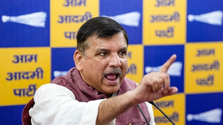 People of Maharashtra will defeat BJP's language of hate: AAP leader Sanjay Singh 10 People of Maharashtra will defeat BJP's language of hate: AAP leader Sanjay Singh