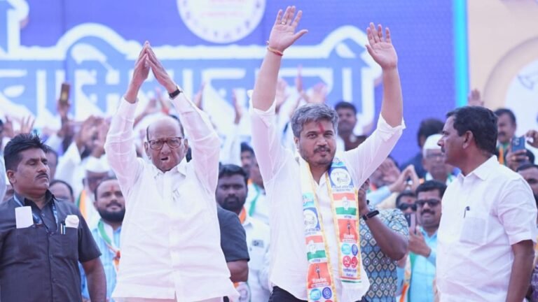 Maharashtra polls: Sharad Pawar slams Shinde govt for agrarian crisis, farmer suicides 7 Maharashtra polls: Sharad Pawar slams Shinde govt for agrarian crisis, farmer suicides