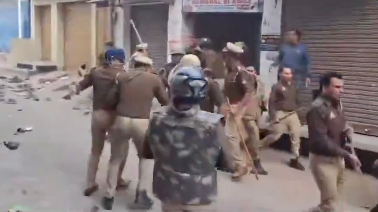 UP Police control crowd throwing stones during Sambhal mosque survey 1 UP Police control crowd throwing stones during Sambhal mosque survey