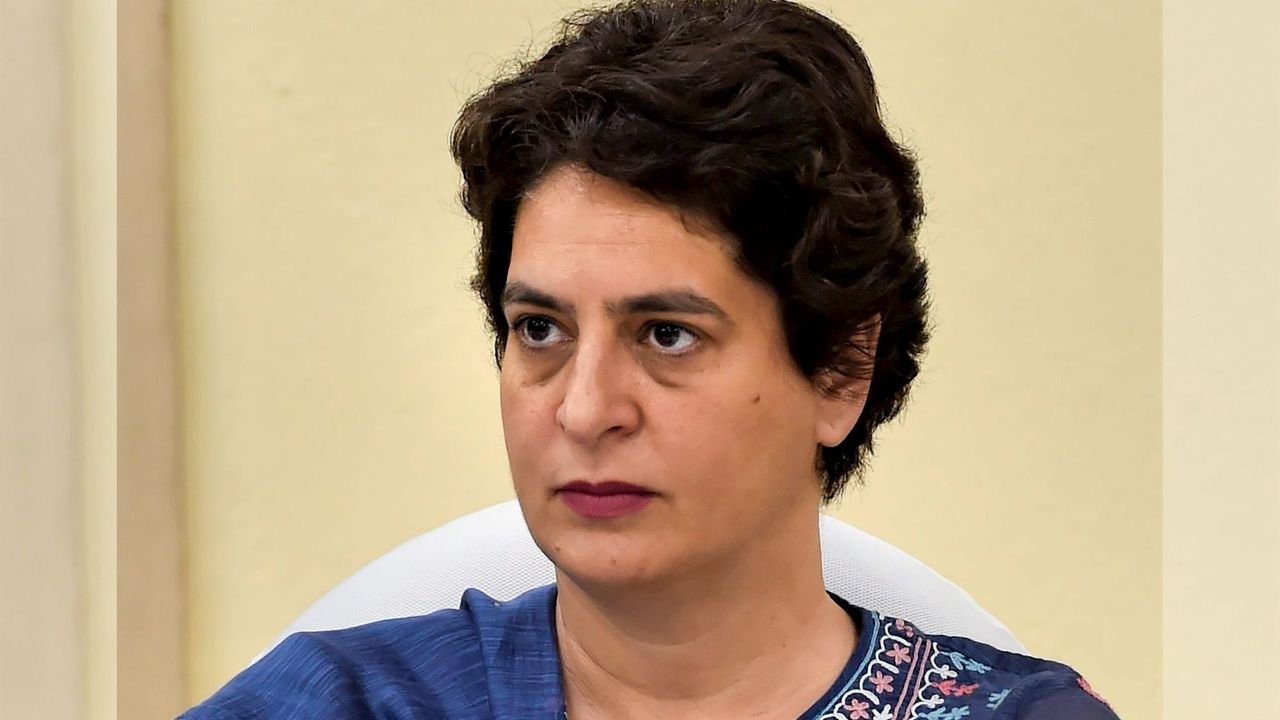 Wayanad LS bypoll: Priyanka Gandhi secures lead by over one lakh votes 1 Wayanad LS bypoll: Priyanka Gandhi secures lead by over one lakh votes