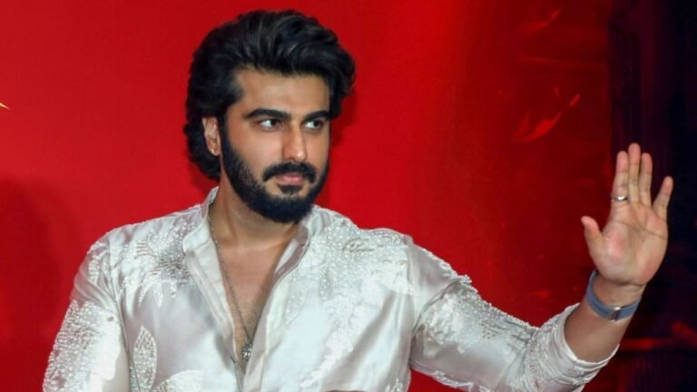 What is Hashimoto’s disease? Arjun Kapoor diagnosed with; cause and symptoms