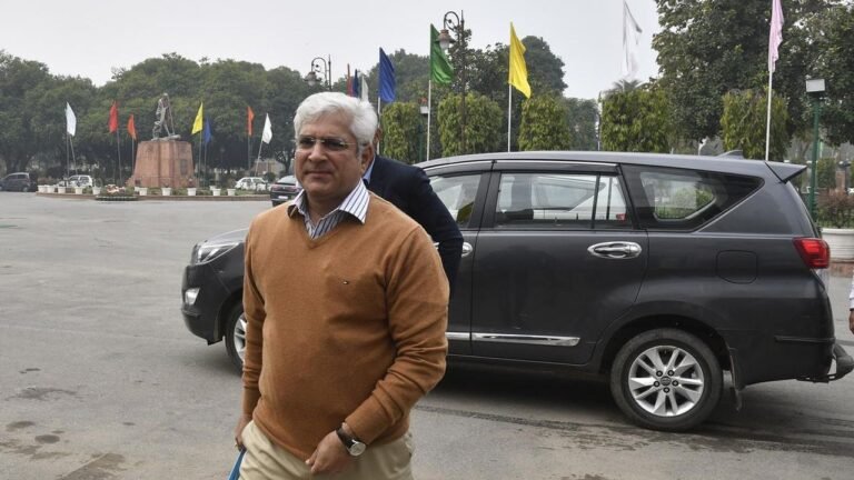 Delhi transport minister Kailash Gahlot quits Aam Aadmi Party 3 Delhi transport minister Kailash Gahlot quits Aam Aadmi Party