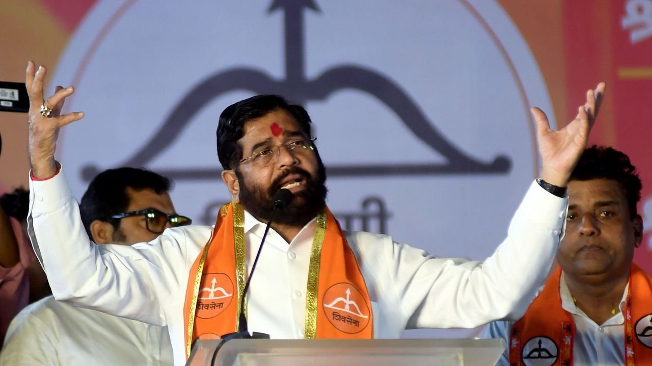 Eknath Shinde set example of following 'alliance dharma': Son Shrikant 1 Eknath Shinde set example of following 'alliance dharma': Son Shrikant