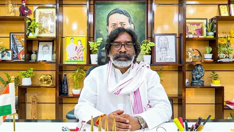 Hemant Soren to take oath as 14th CM of Jharkhand; Mamata, Rahul likely to attend ceremony 11 Hemant Soren to take oath as 14th CM of Jharkhand; Mamata, Rahul likely to attend ceremony