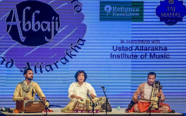 Last Mohican in world of classical music: Musicians condole death of Zakir Hussain