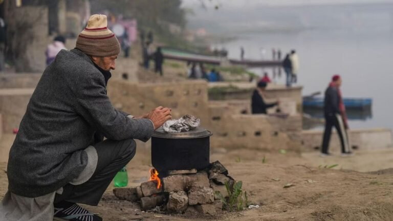 Winter action plan: Delhi govt sets up 230 tents for homeless