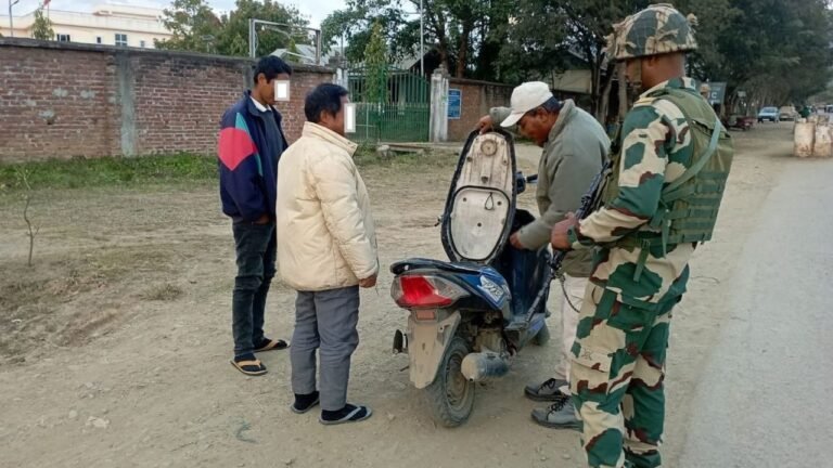 3 held with arms, ammunition in Manipur in Churachandpur and Imphal West 4 3 held with arms, ammunition in Manipur in Churachandpur and Imphal West