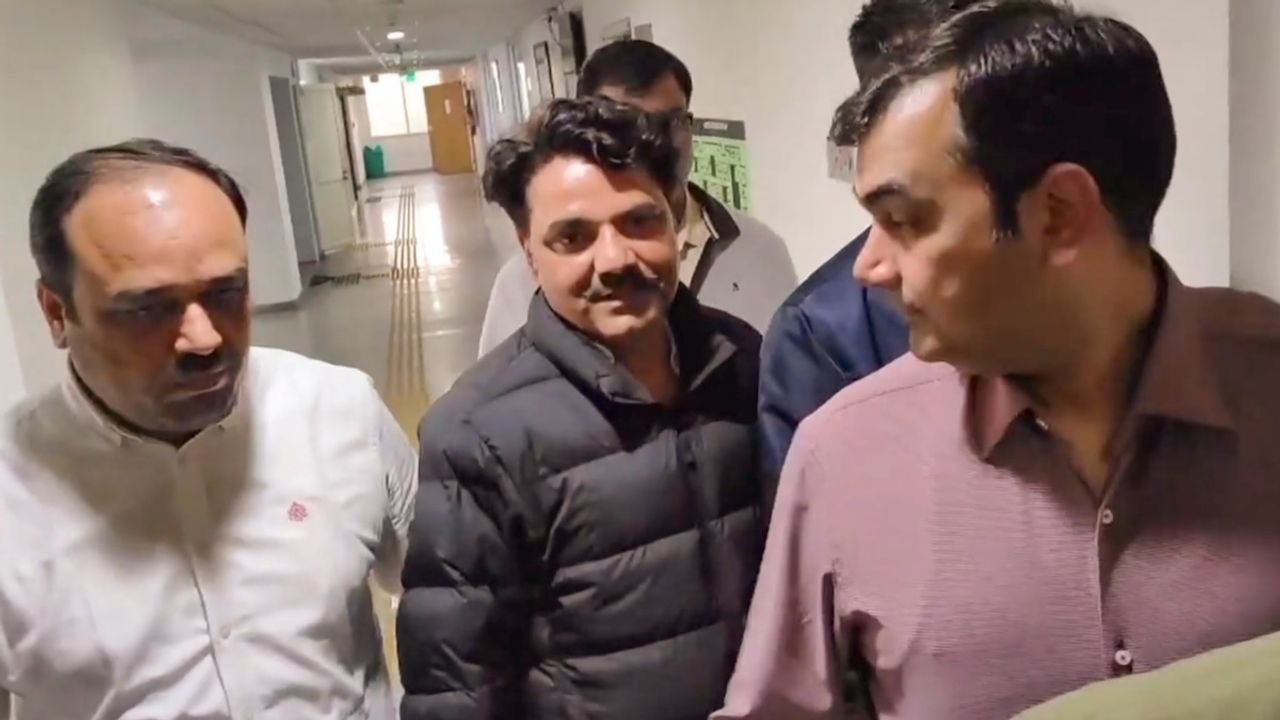Delhi court extends AAP MLA Naresh Balyan's police remand by one day in extortion case 1 Delhi court extends AAP MLA Naresh Balyan's police remand by one day in extortion case