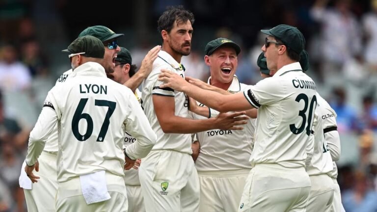 Australia bounce back with three quick strikes following Gill-Rahul stand 14 Australia bounce back with three quick strikes following Gill-Rahul stand