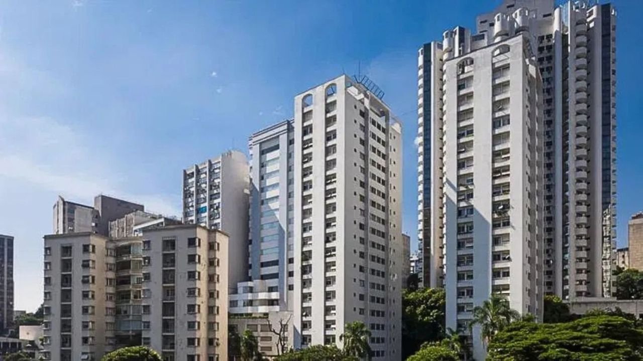 Housing price at Noida Expressway jumps 66% in 5 yrs; Gunjur in Bengaluru sees 69% rise: Report 1 Housing price at Noida Expressway jumps 66% in 5 yrs; Gunjur in Bengaluru sees 69% rise: Report